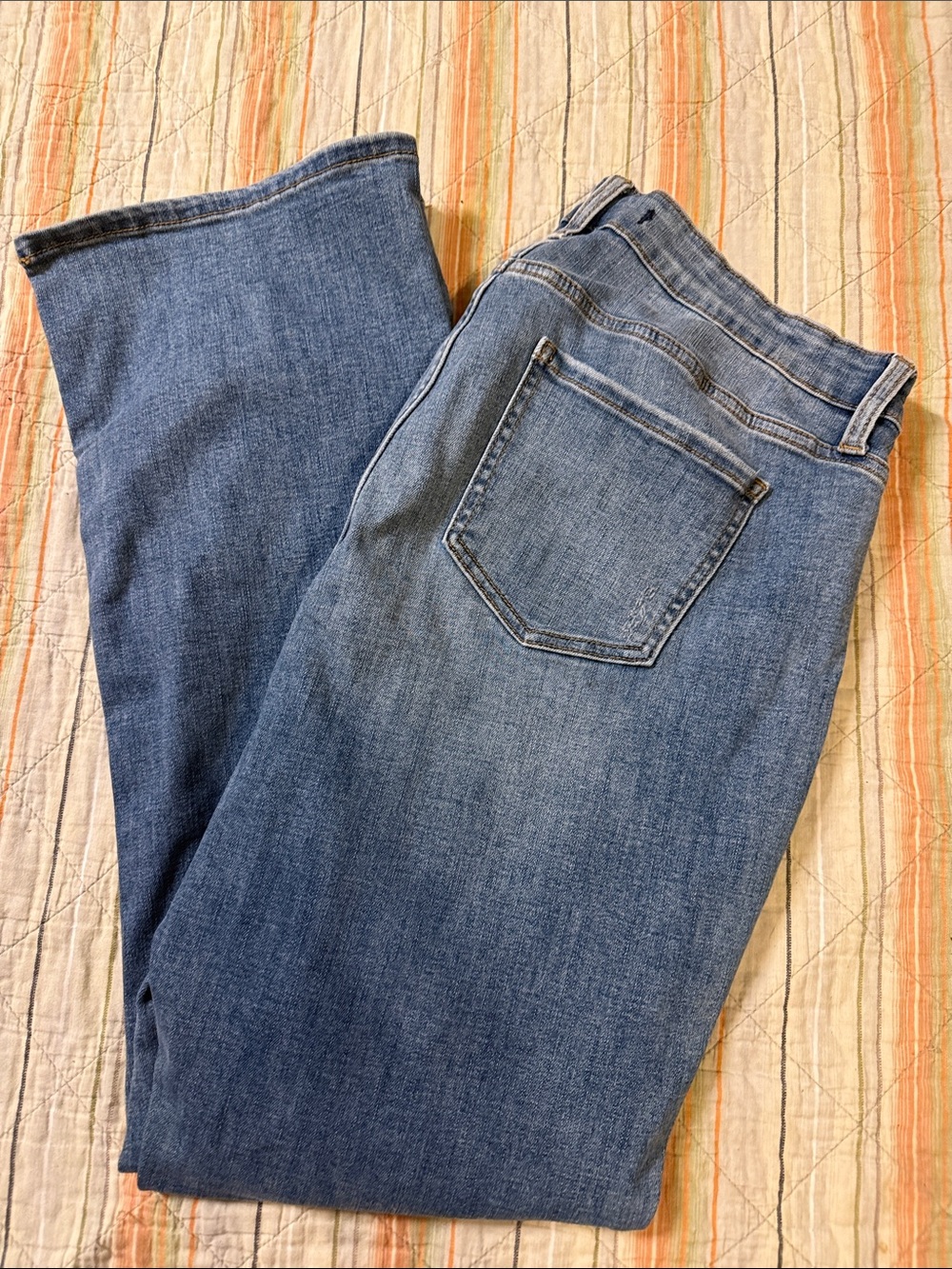 eunina Imogen mid-rise bootcut regular size 1XL